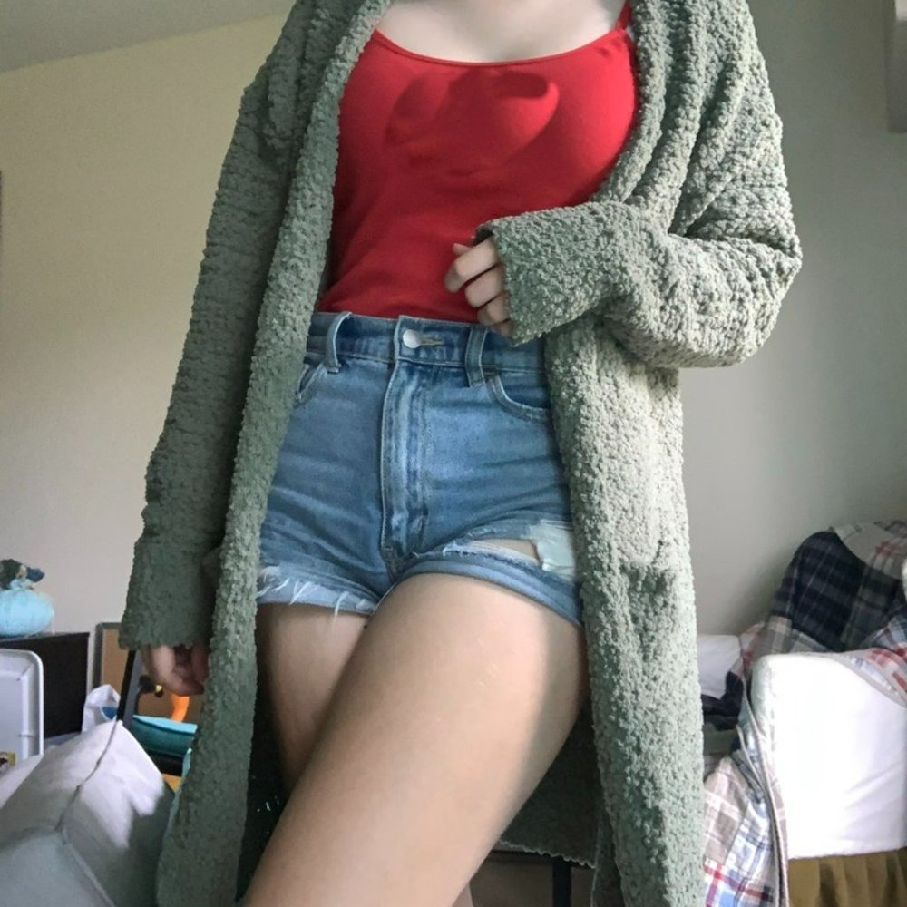 Medium Olive Green Merokeety Women's Sweater